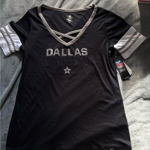 Dallas Cowboys Women's V-Neck Blue Tee